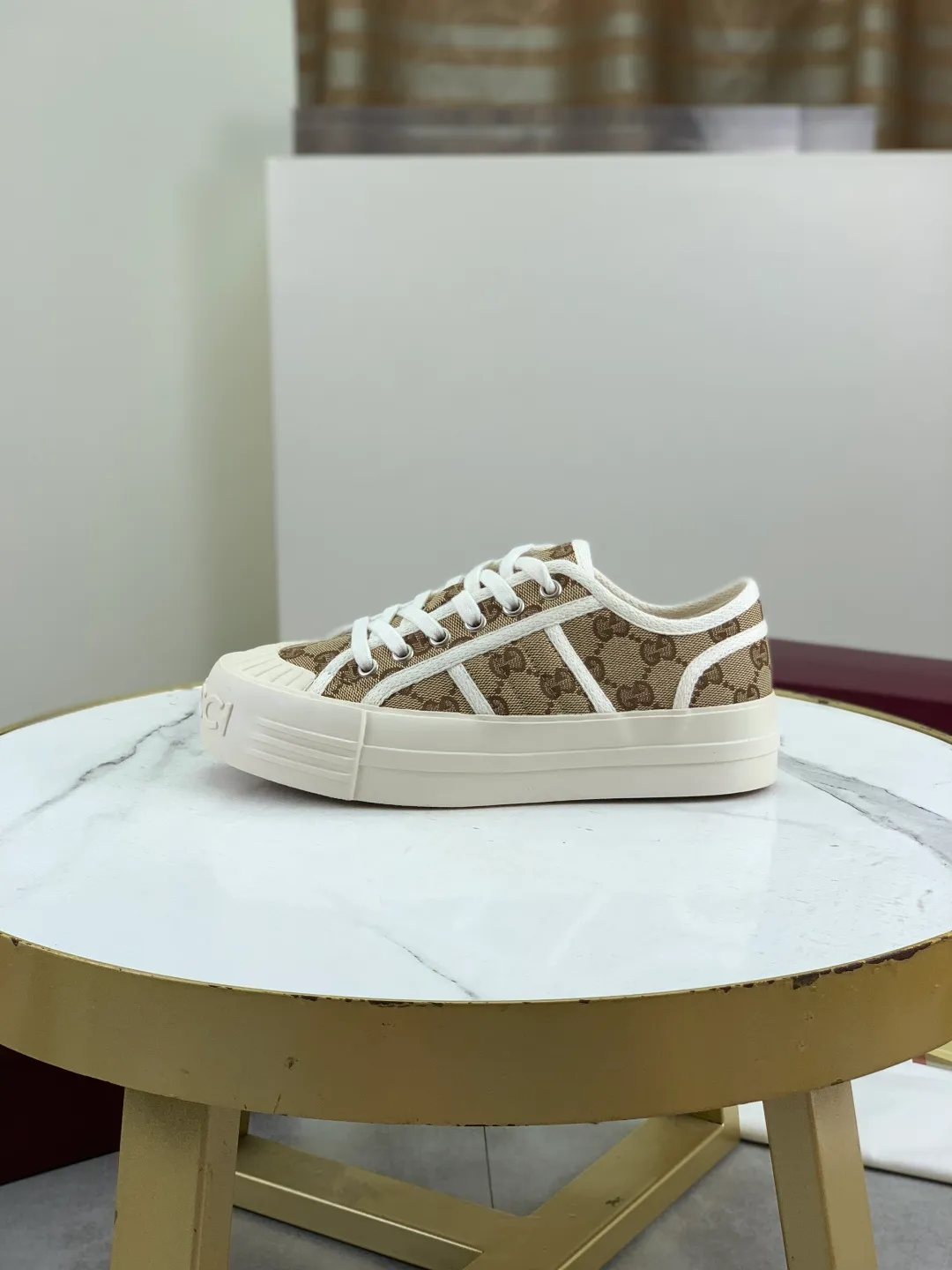 Men's shoes 💰P480 New Gucci thick-soled cloth shoes for women, high-quality version with logo patterned cloth surface, 5mm thick sole, ultra-light shoes, versatile and comfortable.  Fabric: Versatile floral fabric Lining: Versatile canvas Feet: Towel fabric Code number: 35-41 (41 customized) Packaging: Original packaging